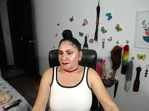 mature bigboobs10 online show from November 21, 4:14 am