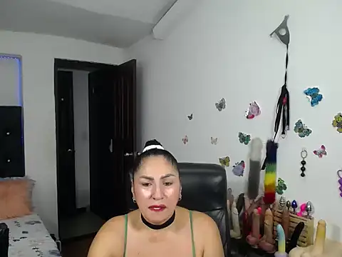 mature bigboobs10 online show from March 6, 4:40 am