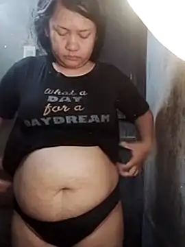 Honeybun25 online show from March 12, 12:46 am