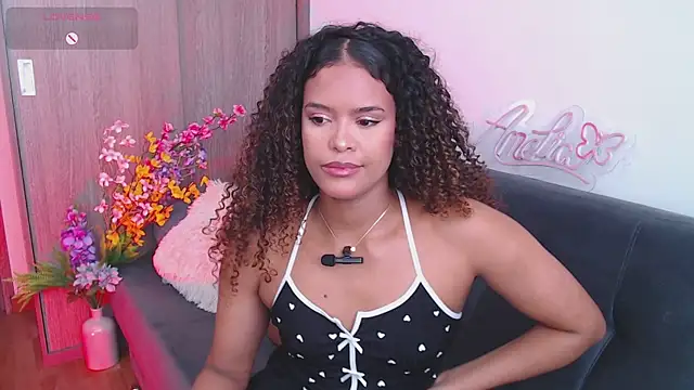 Snapshot of Amelia_bss chatting on September 18, 2:04 pm Amelia bss online show from September 18, 2:04 pm