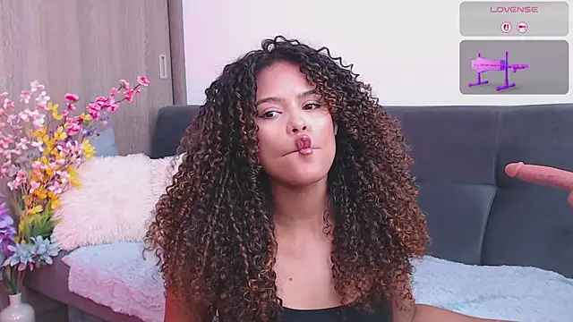 Snapshot of Amelia_bss chatting on October 6, 2:23 pm Amelia bss online show from October 6, 2:23 pm