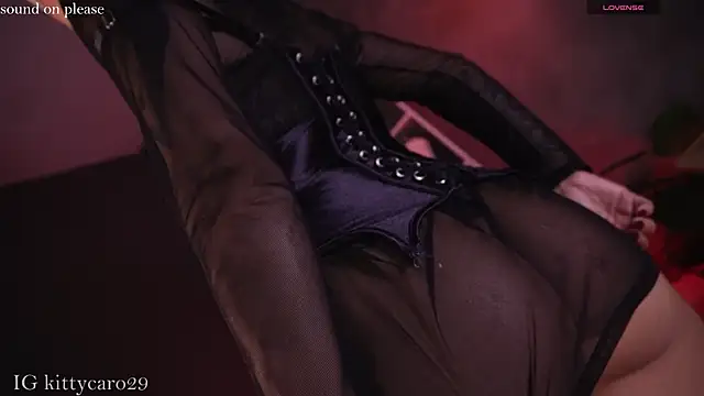 kitty pruu online show from October 6, 10:03 pm