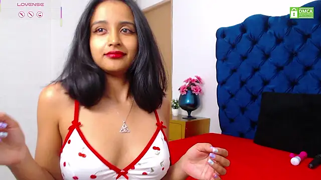 Lili666  online show from February 4, 4:48 am