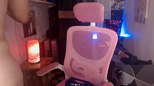 ErikaFox Cock online show from October 18, 4:43 pm