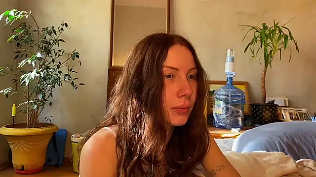 Snapshot of elfess chatting on October 8, 9:57 am elfess online show from October 8, 9:57 am