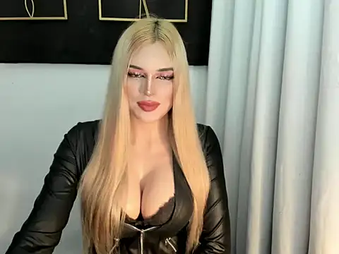 hotstellacumxxx online show from October 10, 10:25 pm