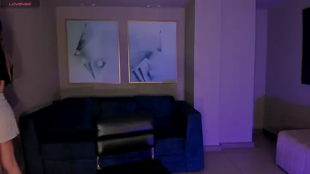 EveBensonX online show from March 23, 8:04 pm