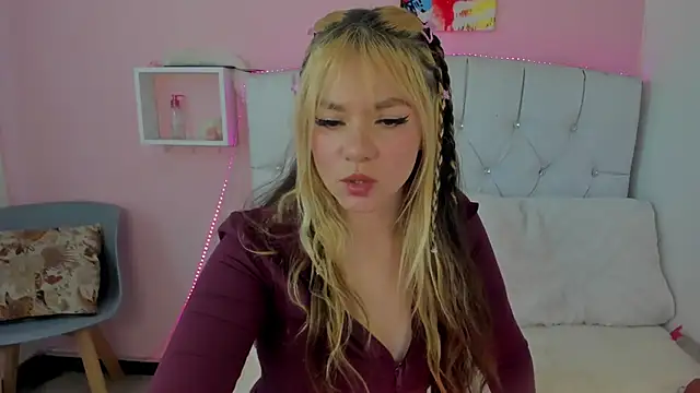 18candys online show from June 19, 3:37 pm