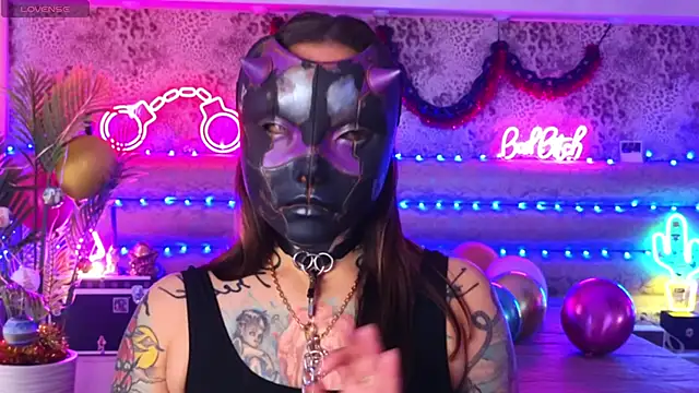 Cool Freak  online show from December 4, 10:39 am