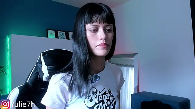  Jessy Moon  online show from October 4, 8:13 pm