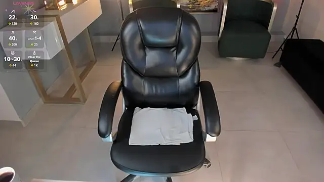 RenataReyes online show from April 7, 10:01 pm