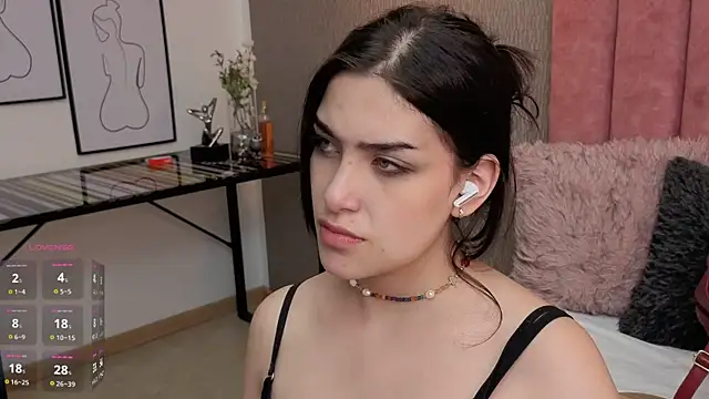 Alexa Thaylor  online show from May 31, 4:57 pm