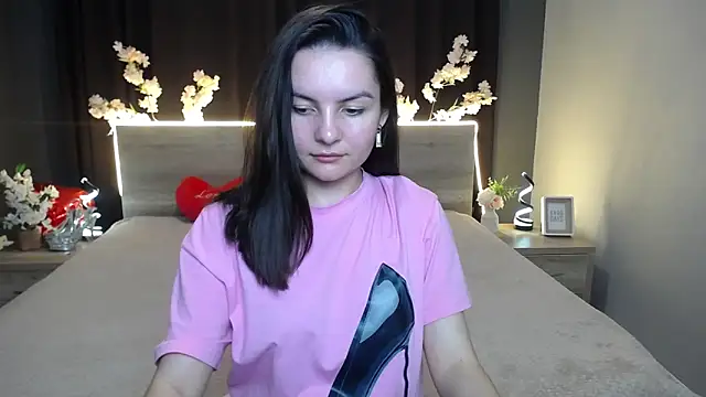 JasmineAsha online show from March 25, 9:06 pm