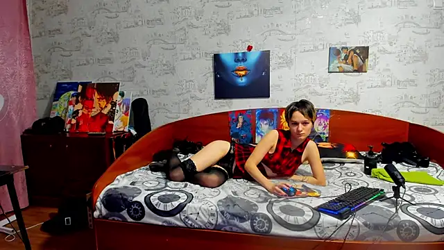 KagamiTayga online show from November 9, 2:40 am