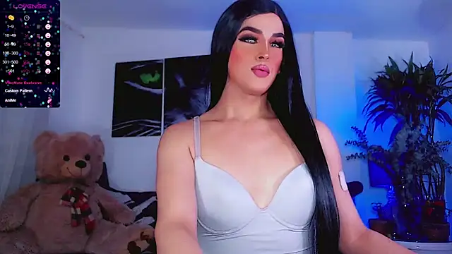 Sophiesweet5 online show from September 23, 1:31 pm