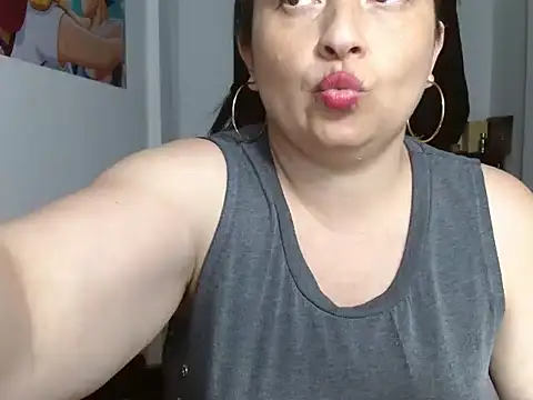 Victoriaevans1 online show from May 30, 7:54 pm
