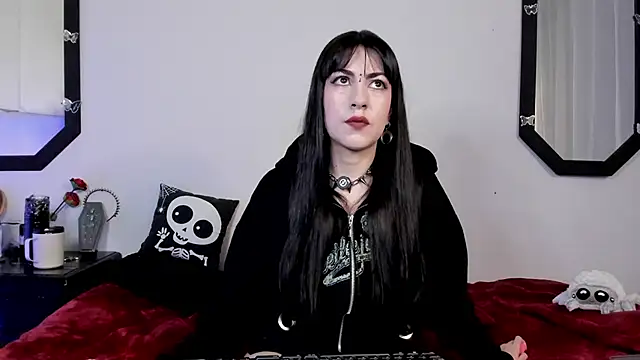 Amy Aloqua online show from March 3, 4:13 pm