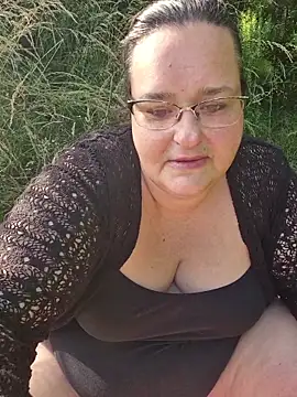XxGipsyxX online show from June 18, 4:12 pm