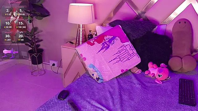 MalaikaBrown online show from March 28, 8:36 am