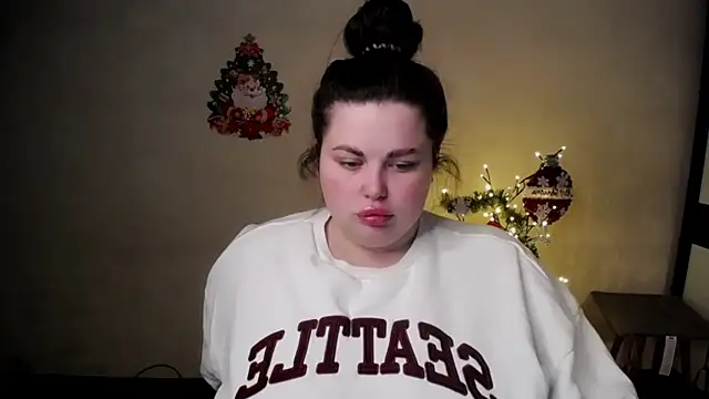 Emily Mo online show from December 23, 8:29 am