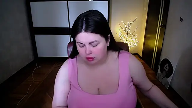 Emily Mo online show from July 9, 6:27 am