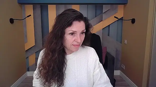 EllaLong online show from December 22, 12:30 pm