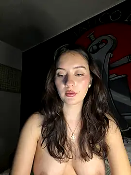 Snapshot of Sarah_millerr_ chatting on October 1, 3:55 am Sarah millerr online show from October 1, 3:55 am