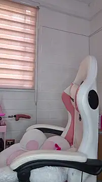 megan doll2 online show from July 29, 8:09 pm