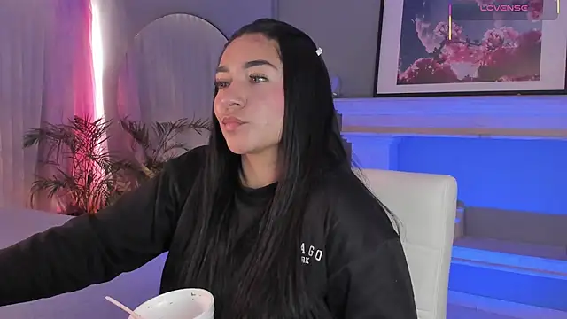 scarlet miller1 online show from November 7, 1:28 pm