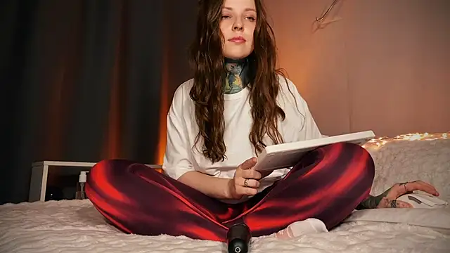 Pi-x-ie online show from September 20, 4:38 pm