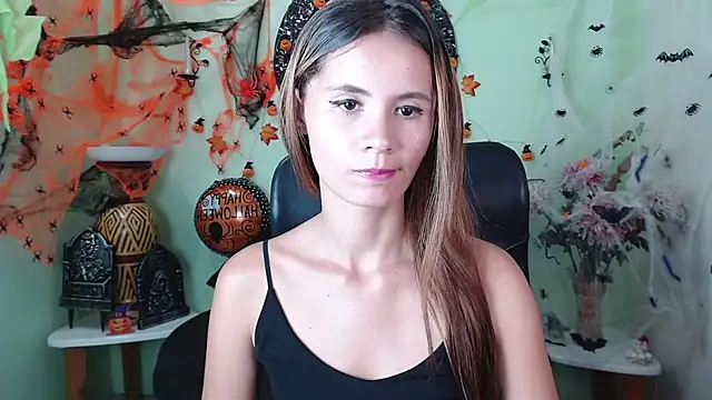 Snapshot of Sofia_Franco_ chatting on October 16, 7:27 pm Sofia Franco online show from October 16, 7:27 pm