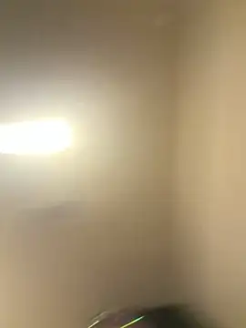 Snapshot of TrueeFantasee chatting on October 28, 3:56 am TrueeFantasee online show from October 28, 3:56 am