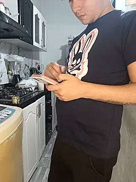kingofqueenxxx online show from July 1, 2:55 am