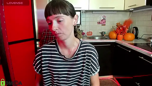 TayanaJons online show from September 22, 7:29 am