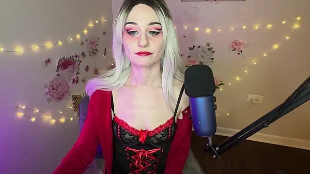 Starr1123 online show from April 4, 4:00 am