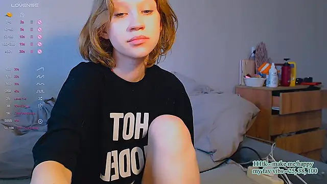 amelia lye online show from May 14, 2:12 pm