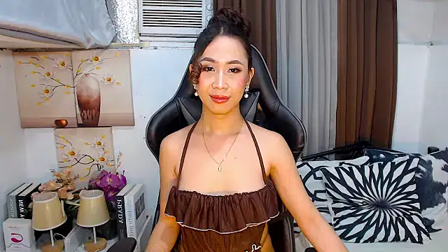 Malena Ts online show from February 9, 11:45 am