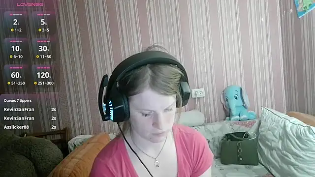 Kathlyn  Heath online show from May 10, 7:27 pm