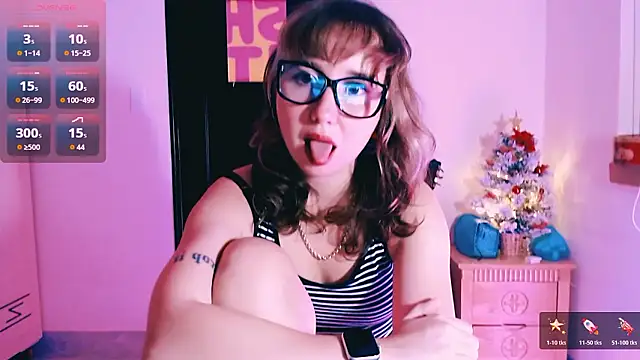 Cosmo Riri online show from January 11, 12:10 pm