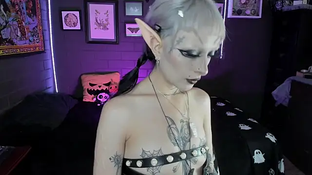 insania 9999  online show from December 1, 4:31 pm