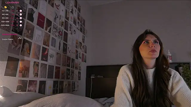 itssophiie online show from October 1, 6:24 pm