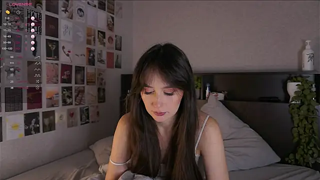 itssophiie online show from September 26, 5:32 pm