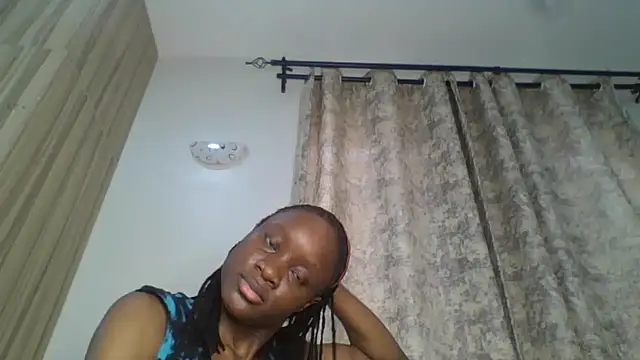 Snapshot of sweet_sassy_ chatting on October 15, 4:48 am sweet sassy online show from October 15, 4:48 am