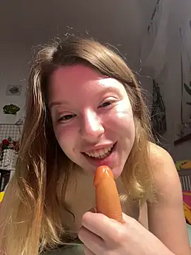 kimczii online show from March 2, 7:26 am