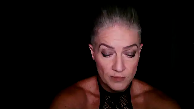 Devon2020 online show from November 22, 11:35 am