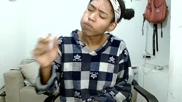 angelamarie1 online show from November 27, 10:40 am