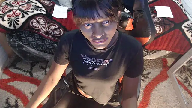 sexyjustin202 online show from October 4, 3:12 am