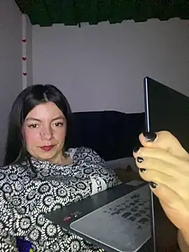 Snapshot of Meghan320 chatting on September 30, 4:18 am Meghan320 online show from September 30, 4:18 am