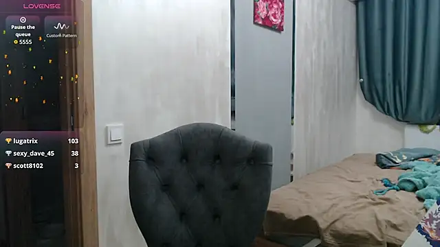 Stacy Davice online show from November 9, 3:13 am