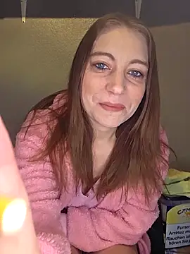 XLisaxx online show from March 28, 5:18 am